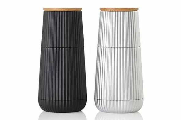 Scape set peper- en zoutmolen zwart/zilver D5,8xH12,3cm  